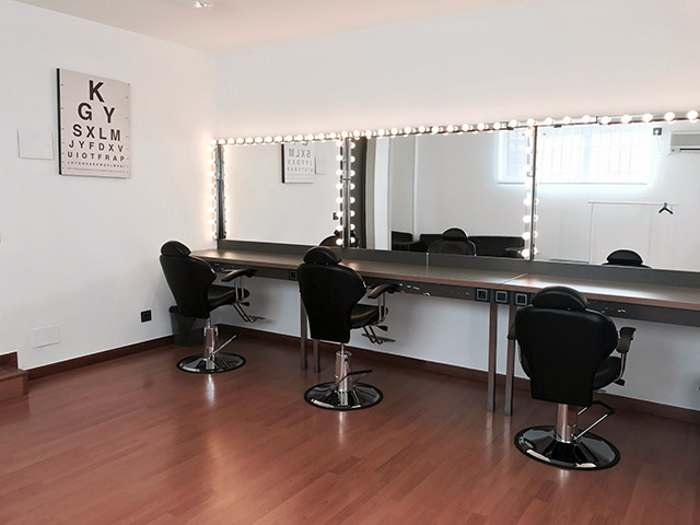 Vestuaio y maquillaje